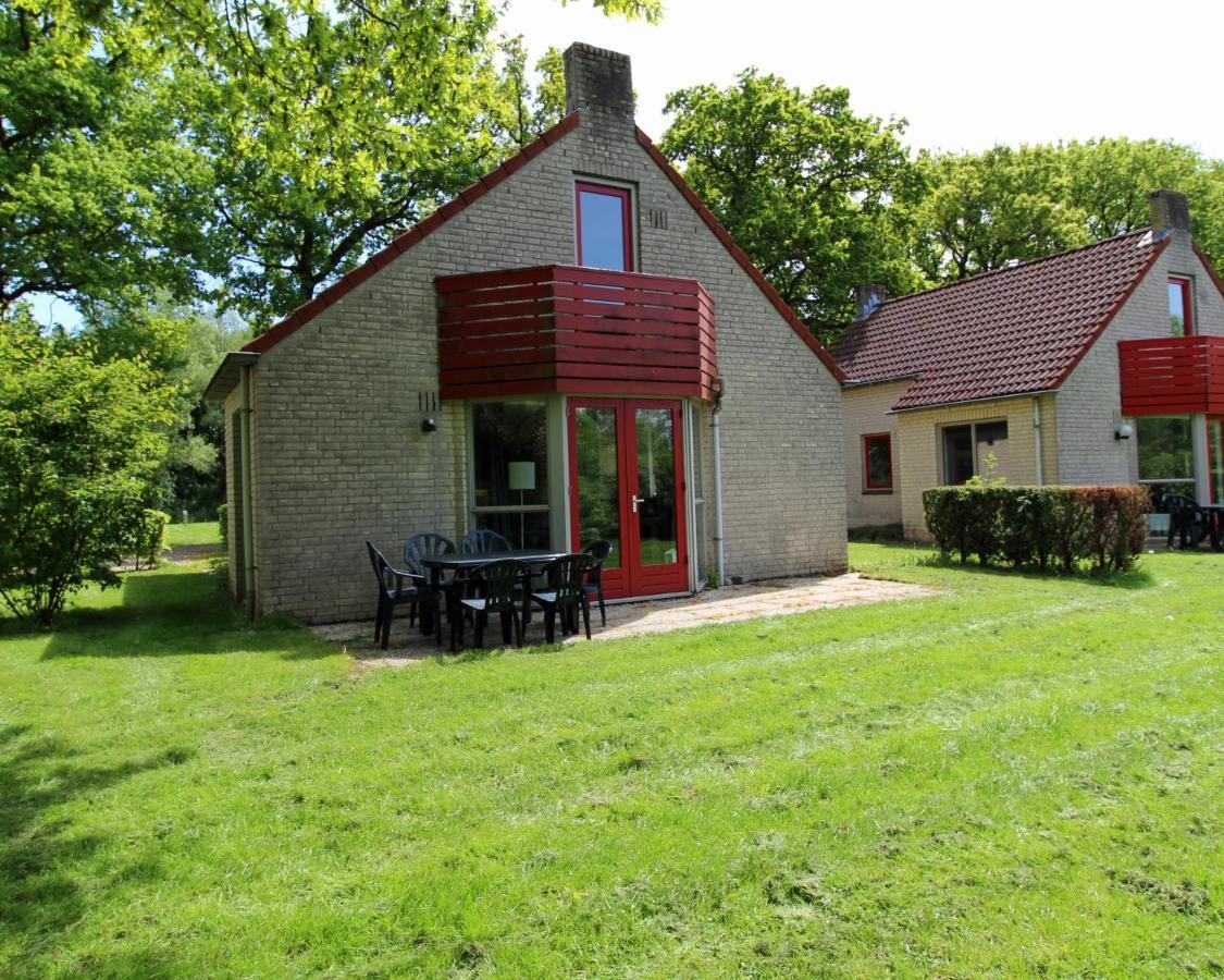 Hotel Vakantiepark 'T Broeckhuys Ewijk Esterno foto