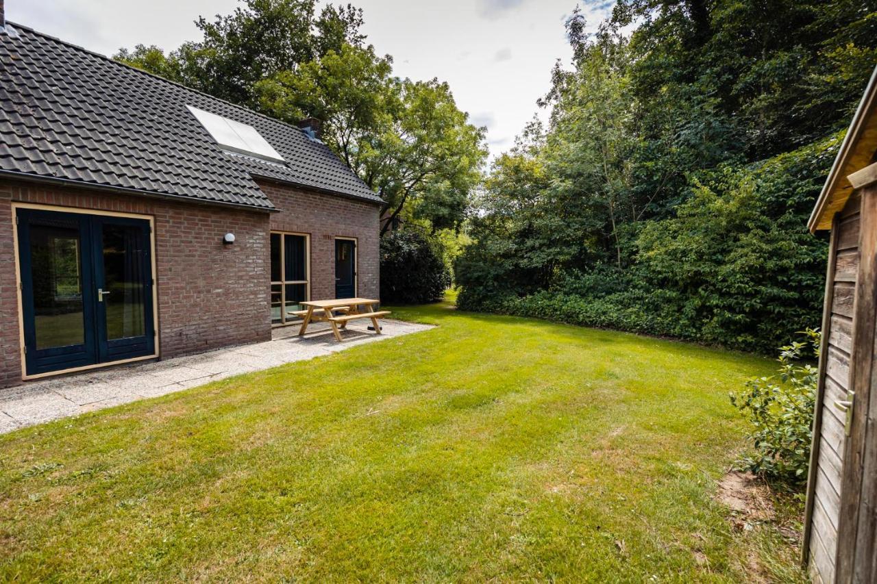 Hotel Vakantiepark 'T Broeckhuys Ewijk Esterno foto