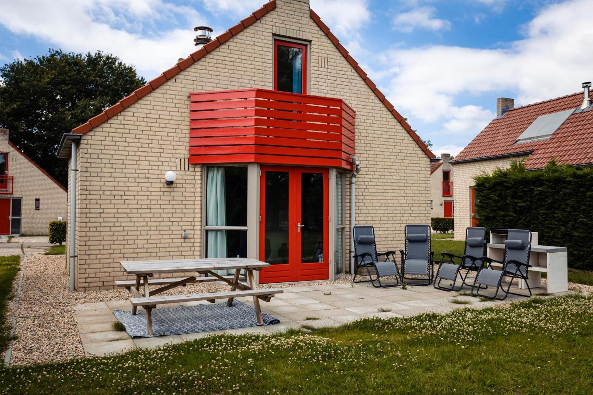 Hotel Vakantiepark 'T Broeckhuys Ewijk Esterno foto